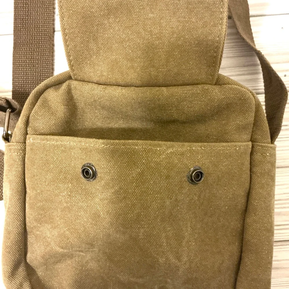 Men’s Crossbody Hiking/ Camping Bag with Adjustable Strap and Vintage Appeal